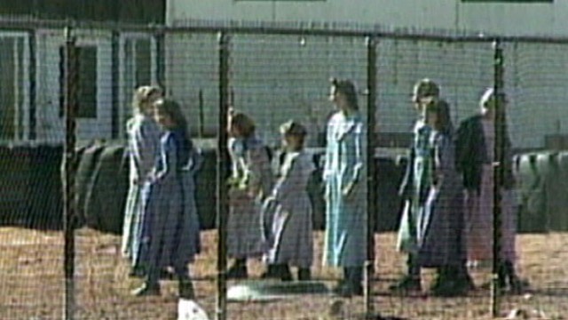 One Of Warren Jeffs Wives Leaves Polygamist Sects Compund Video Abc