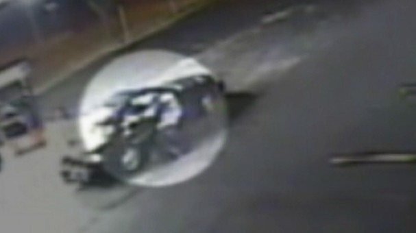 Video: Surveillance video catches attempted carjacking.