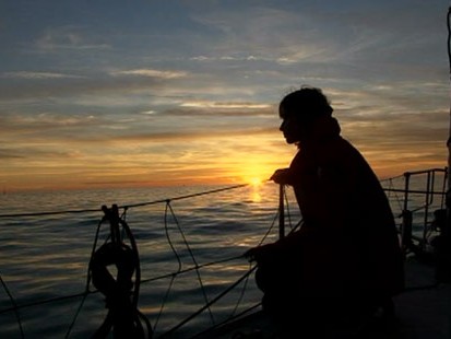 VIDEO: 16-Year-Old Girl Starts Solo Sail Around Globe