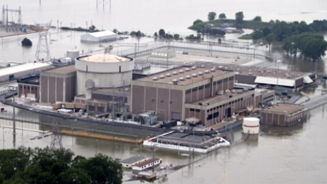 VIDEO: The nations top nuclear official rushes to Nebraska power plant.