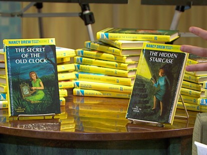 VIDEO: Accomplished women like Sonya Sotomayor site the Drew books as inspiration.