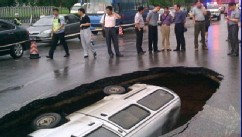 Sinkholes China on Minibus Swallowed By Sinkhole In China Watch Video