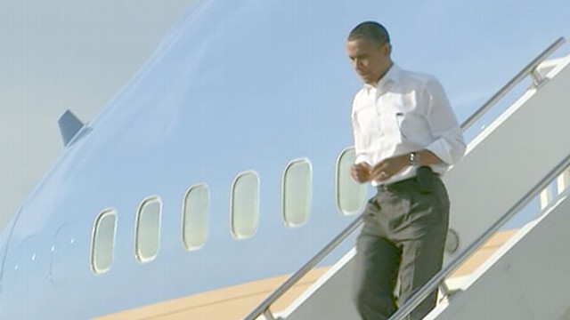 VIDEO: Jake Tapper on criticism of the presidents vacation during an economic crisis.