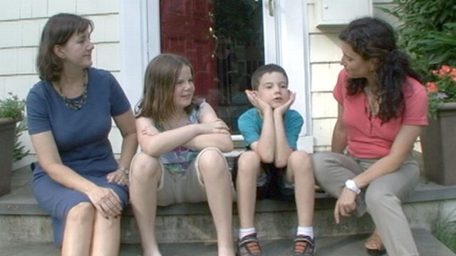VIDEO: Easy ways to trick children into learning in the summer. 