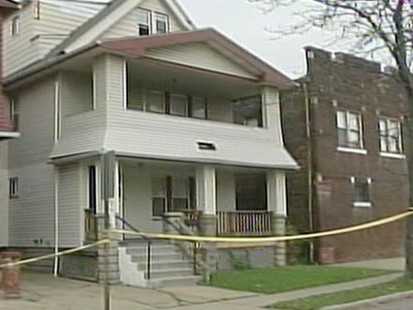 VIDEO: Police have found 10 bodies in the Cleveland home of a suspected serial killer.