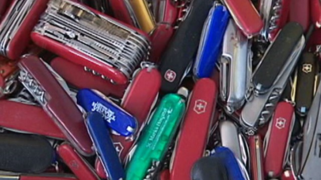 VIDEO: An angry coalition of pilots, air marshals, flight attendants take action against the lifting of knife ban.