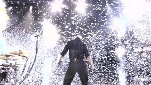 VIDEO: ABCs Cecilia Vega joins music superstar backstage at his Tampa concert and in his home.