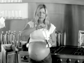 Watch: Jennifer Aniston Pokes Fun at Pregnancy Rumors in Viral Ad