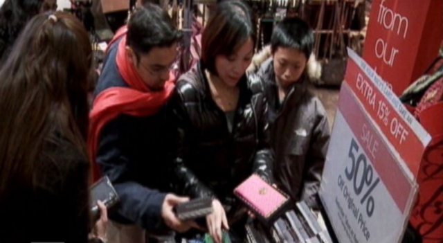 How to get the best deals and avoid chaos of black Friday shopping madness.