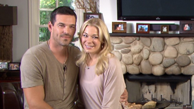 LeAnn Rimes Open Up on Affair, Childhood