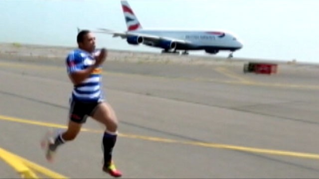 VIDEO: Rugby player Bryan Habana raced a cheetah and now goes up against British Airways new A380.