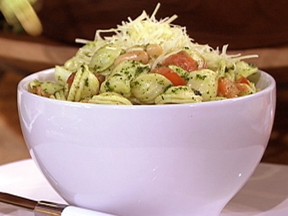 PHOTO Orecchiette with white beans and pesto.