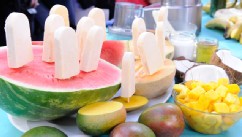 PHOTO: Daphne Oz's spicy fruit popsicle is the summer perfect snack. Try it today.