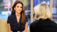 PHOTO  Diane Sawyer interviews Queen Rania of Jordan.