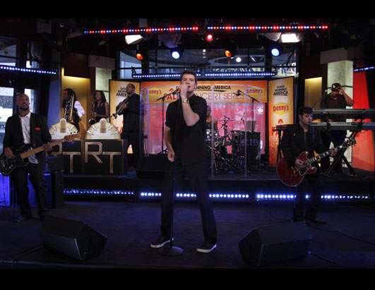 Robin Thicke 