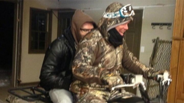 VIDEO: Chipper Jones came to Freddie Freemans rescue following a tweet.