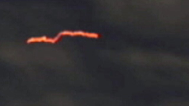 VIDEO: Experts say a meteor or asteroid created bright streak from Phoenix to L.A.