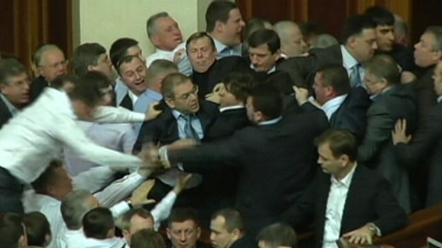 VIDEO: Scuffle between supporters of the president and opposition lawmakers broke out in parliament.