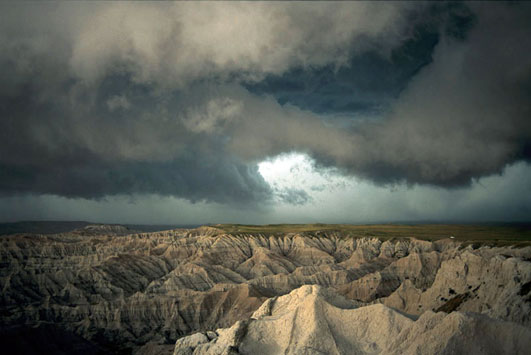 http://a.abcnews.com/images/GMA/ht_View-from-Pinnacles-Overlook-Badlands-NP_080509_ssh.jpg