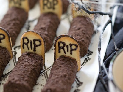 SANDRA LEE?S TOMBSTONE TREATS