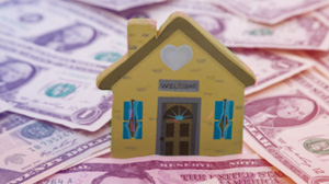 Photo: Workplace contributor Tory Johnson shows you five ways to make extra money without leaving your home via direct sales.