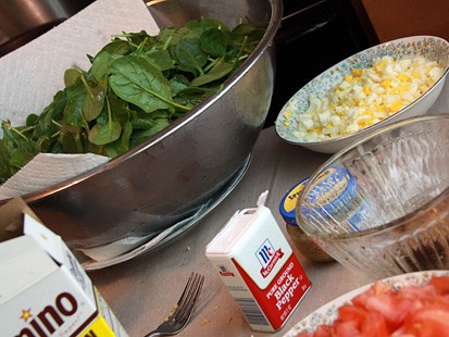 Pic Image from GMA Test Kitchen: "Once a Year" Spinach Salad with Bacon Drippings from the Feasty Boys