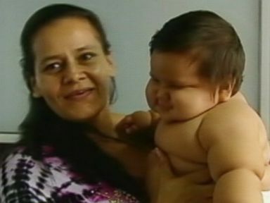 44-Pound Baby Put on Fruit and Veggie Diet