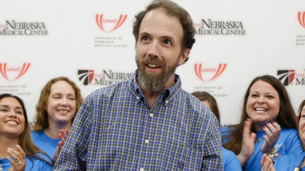 PHOTO: Dr. Richard Sacra arrives to a news conference at the Nebraska Medical Center in Omaha, Neb. on Sept. 25, 2014. 