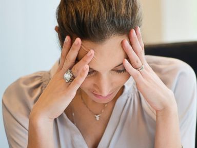 6 Natural Ways to Prevent and Treat Headaches