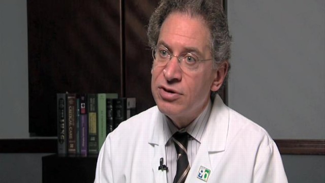 VIDEO: Dr. David Lang says air-conditioning is effective against allergies.