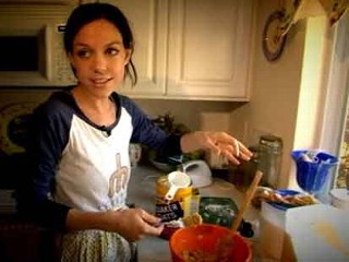 Anorexic Bakes to Gain Control Over Food