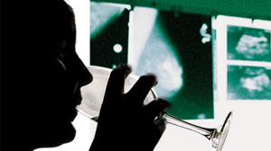 New Research Hints at Link Between Alcohol Consumption, Cancer Recurrence