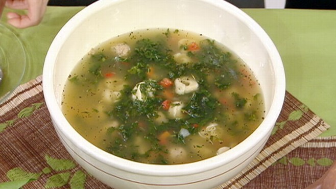 VIDEO: Healthy ways to make the most out of your leftover Thanksgiving turkey.