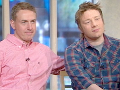 VIDEO: Brit chef Jamie Oliver is on a mission to improve school lunches in America.