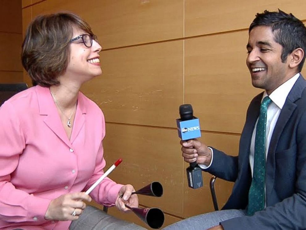 PHOTO: Memorial Sloan Ketterings Lead Music Therapist Karen Popkin shows ABC News contributor Dr. Alok Patel how she uses musical instruments to bring joy and relief to patients.
