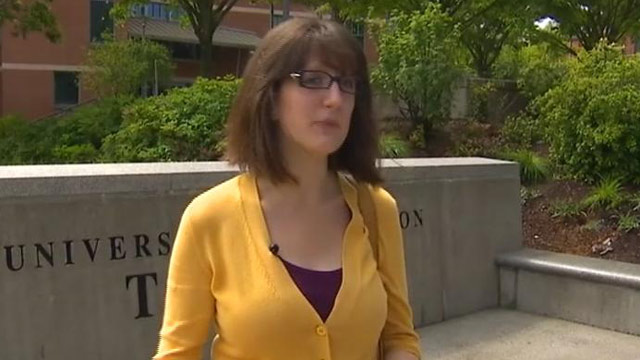 PHOTO: Kelsey Hough says her deadly peanut allergy made it impossible for her to stay at the University of Washington, Tacoma.