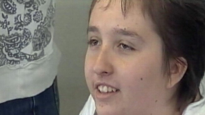 Video: Doctor uses hyperbaric chamber to treat brain seizures.