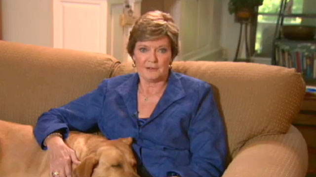 PHOTO: Lady Vols basketball head coach will keep working despite devastating diagnosis.
