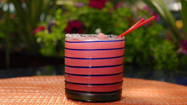 PHOTO: A low calorie cocktail, the Rosalita Margarita, is offered at Rosa Mexicano.