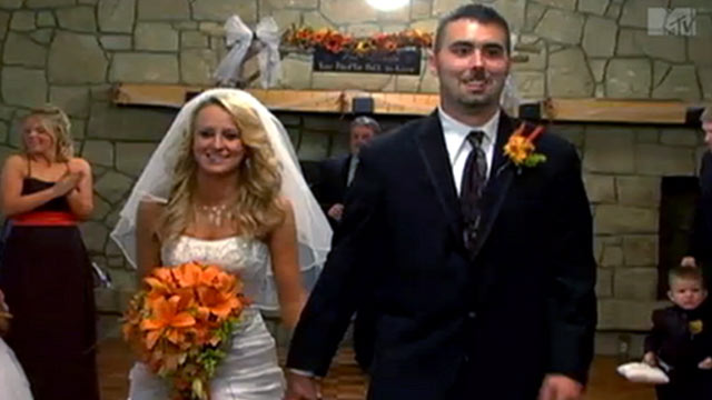 PHOTO: Tabloids are reporting that "Teen Mom 2" star Leah Messer and husband Corey Simms are divorcing just six months after getting married.