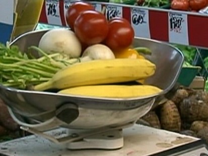 Video: New study shows that eating fruits and veggies doesnt decrease cancer risks.a
