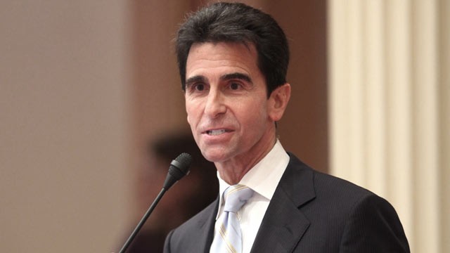PHOTO: State Sen. Mark Leno, D-San Francisco, urged passage of his measure to create a government-run health care system in Sacramento, Calif., Jan. 28, 2010.