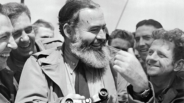 PHOTO: Ernest Hemingway with G.I.s