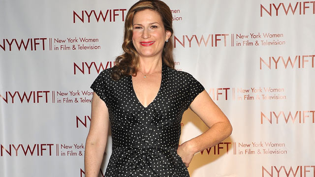 PHOTO: The former "SNL" star, Ana Gasteyer, uses a combination of garlic pills, vitamin C, sleep and exercise for curing the cold, seen here in this Dec. 7, 2011 file photo.