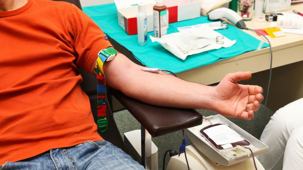 can gay men donate blood in usa