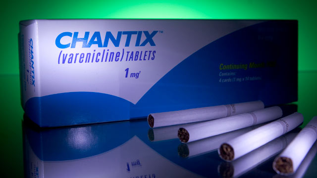 PHOTO: Psychological side effects linked to Chantix make it too dangerous to use as a first-line treatment for smoking, study says.