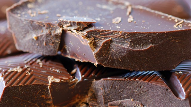 PHOTO: Here are some food high in fat that can actually help you lose weight.
