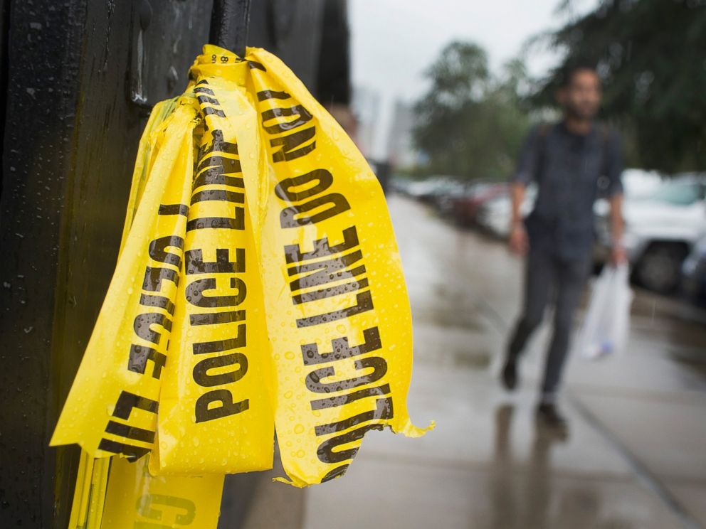 PHOTO: Crime scene tape hangs in the West Loop restaurant district where a 23-year-old man was shot and killed over the Labor Day weekend on Sept. 8, 2015 in Chicago.