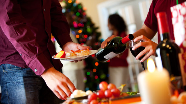 PHOTO: Here are some tips on how to avoid unwanted holiday weight gain.