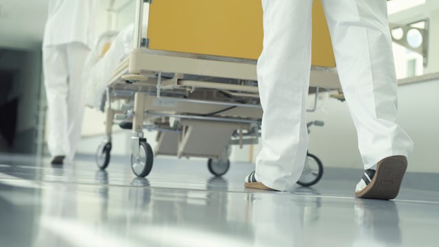PHOTO: As a result of state psychiatric hospital closures, 3,222 psychiatric hospital beds are no longer available to patients and another 1,249 may disappear soon, according to NASMHPD.